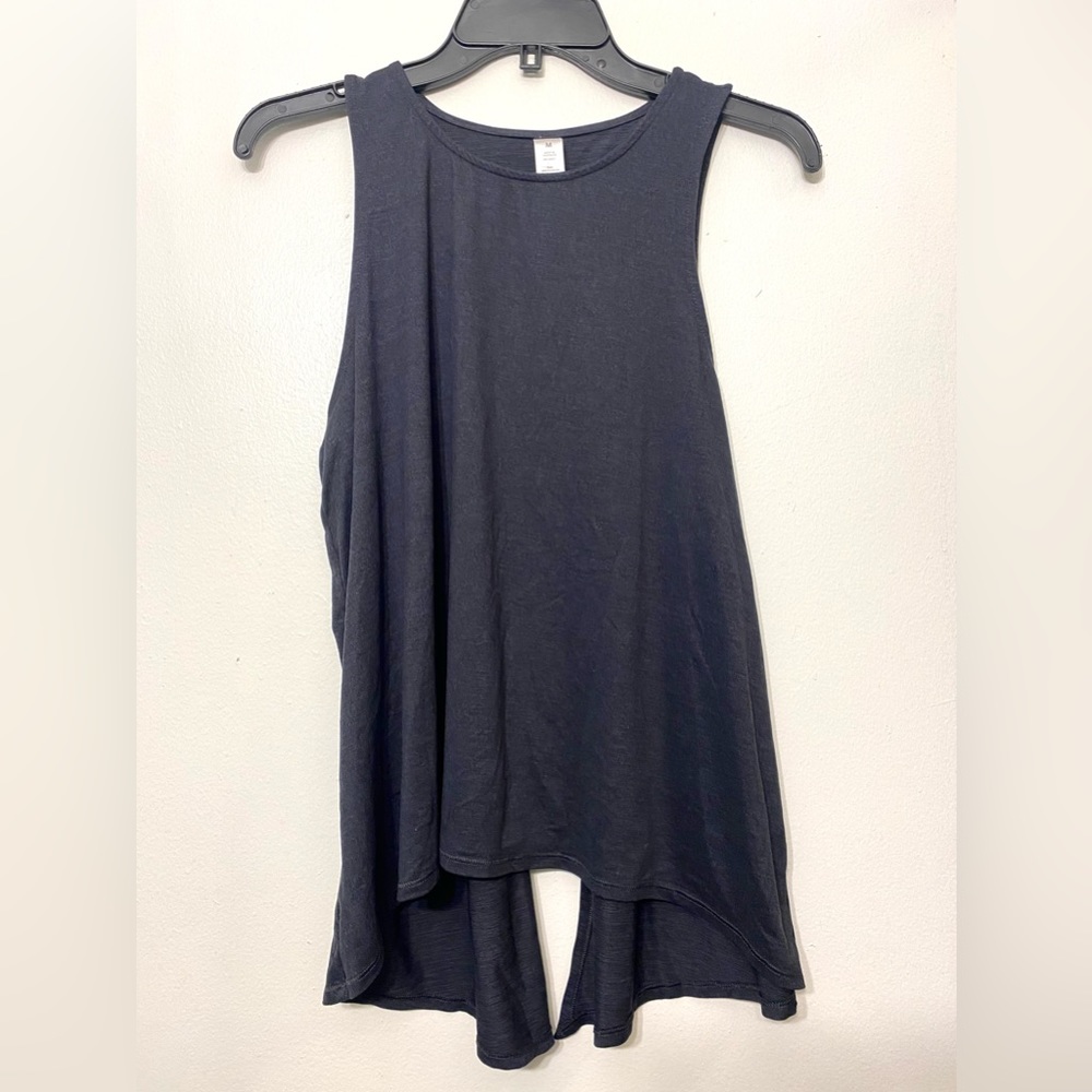 Yogalicious Women’s Split Back Gray Athletic Tank Top Medium‎